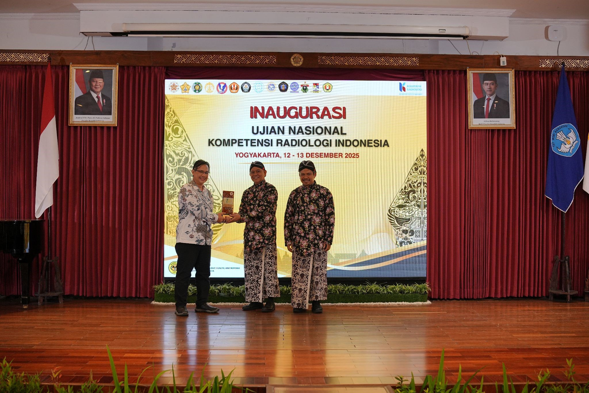 PDDIKTI Award 2025 : Bukti Keunggulan Tata Kelola Pendidikan Radiologi FK-KMK UGM